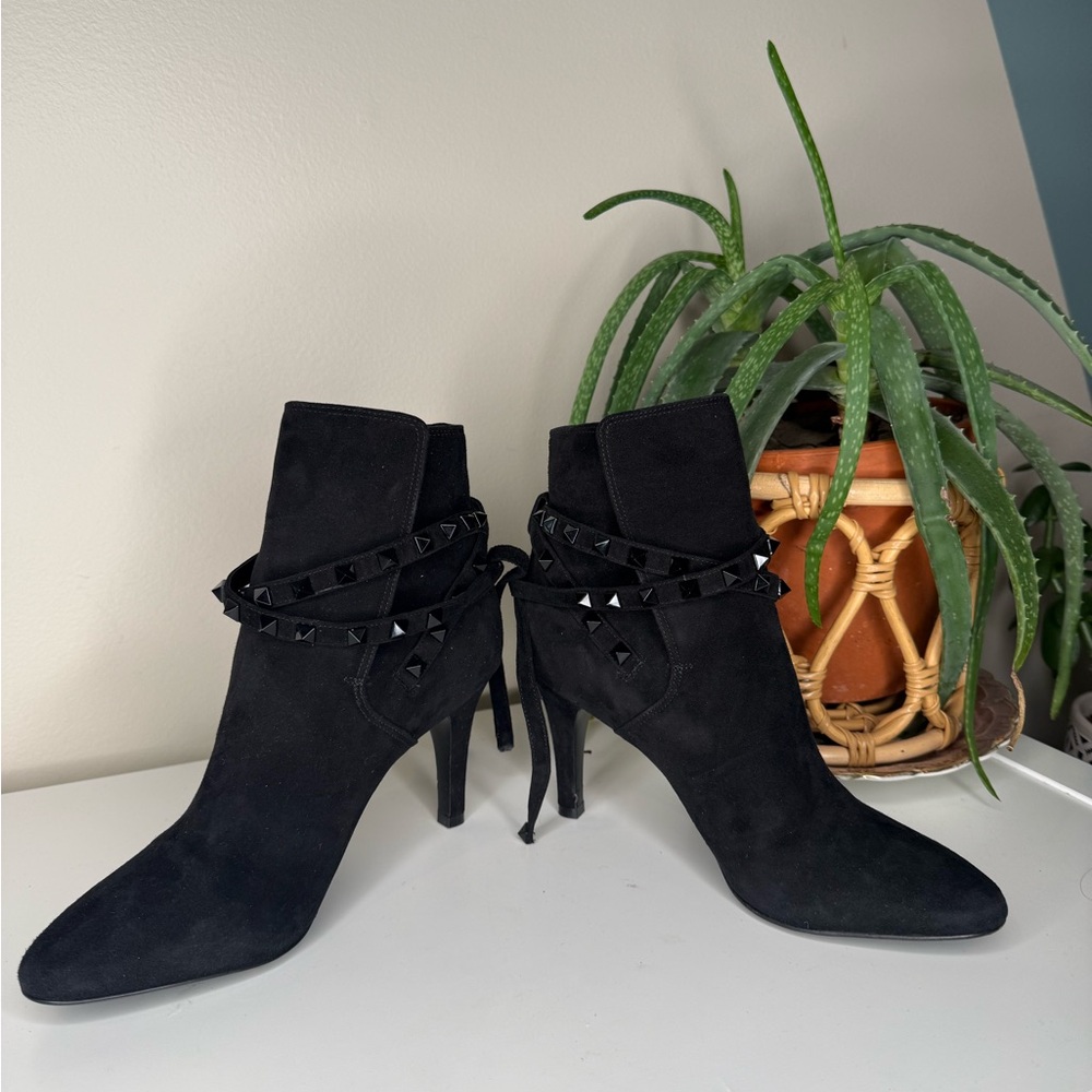 Valentino Garavani Rockstud Suede Ankle Boots Wrap Stud Heel Booties 37 - Picture 9 of 11